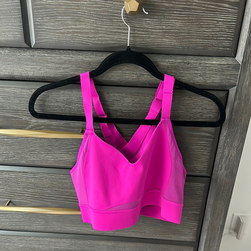 Vibrant Pink Brooks running Bra